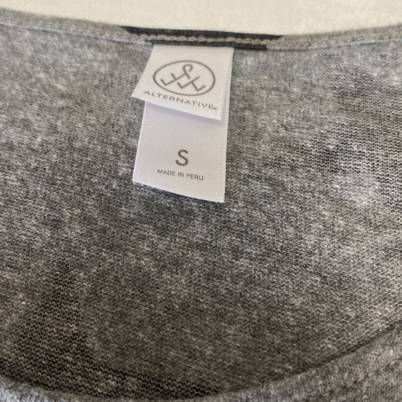 Alternative Apparel Star Tee Shirt (S) - Picture 3 of 4